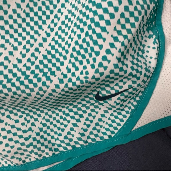 Nike Dri Fit Shorts kids Large - Picture 2 of 10